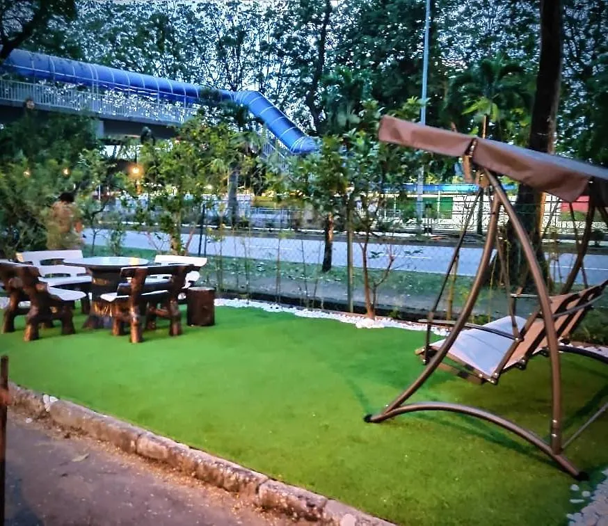 Homestay Cosy Spacious Private Room With Ensuite Bath Near Lrt Station Petaling Jaya